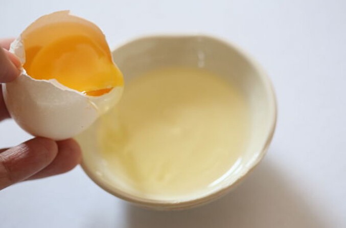 Egg Whites to get rid of puffy eyes
