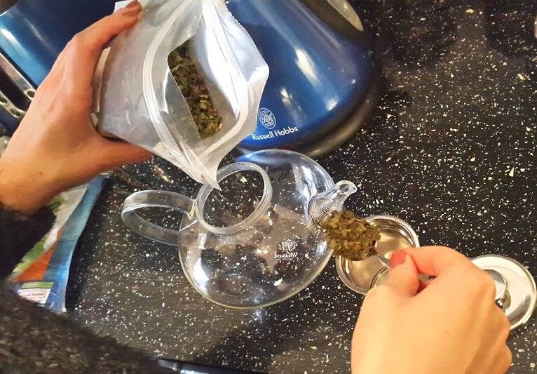 How to Make Peppermint Tea