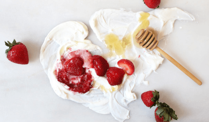 Yogurt Strawberries and Honey Face Mask