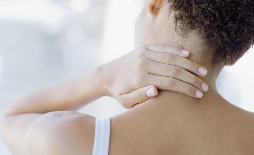 Pinched Nerve in Neck: Causes, Symptoms and Treatment