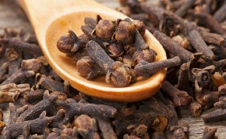 20 Health Benefits of Clove: Nutrition Facts and Uses