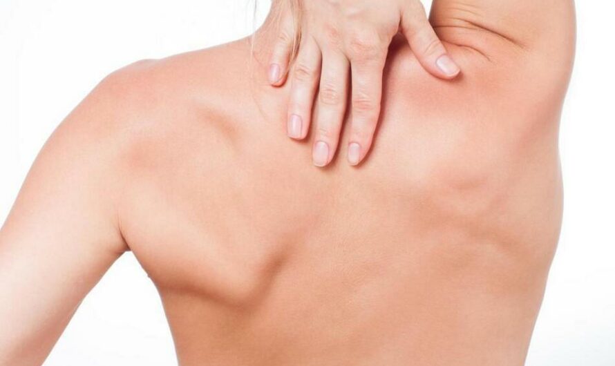 14 Causes of Pain Under My Right Shoulder Blade