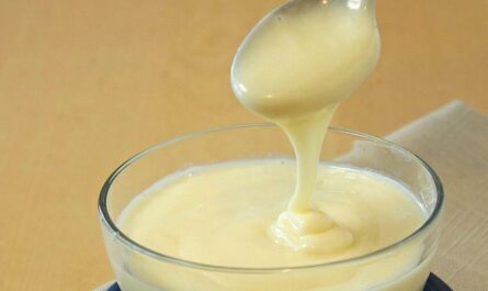 How to Make Sweetened Condensed Milk
