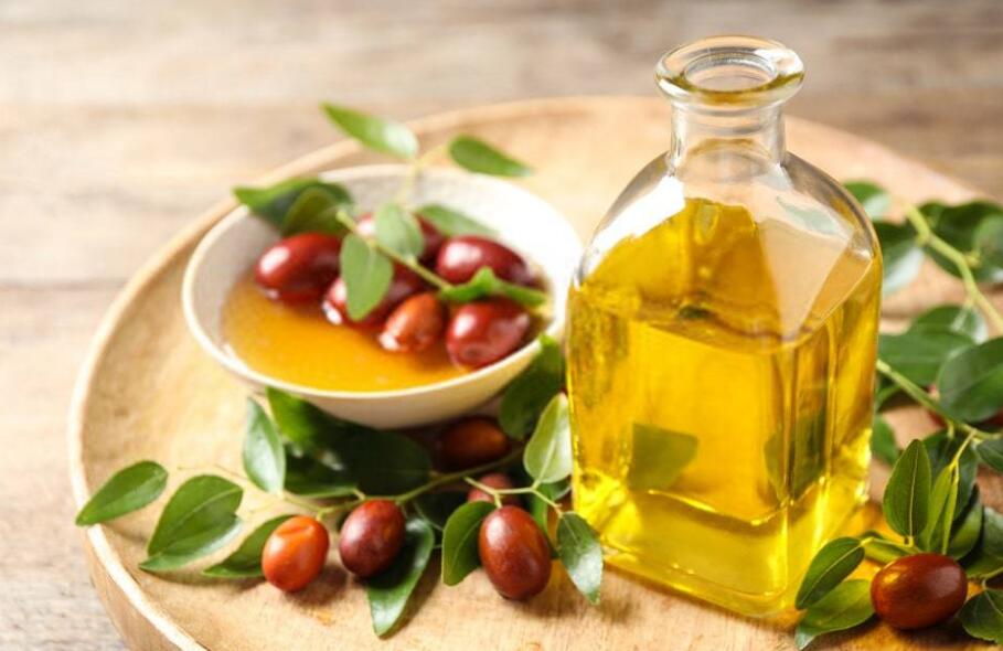 Jojoba Oil for Hair