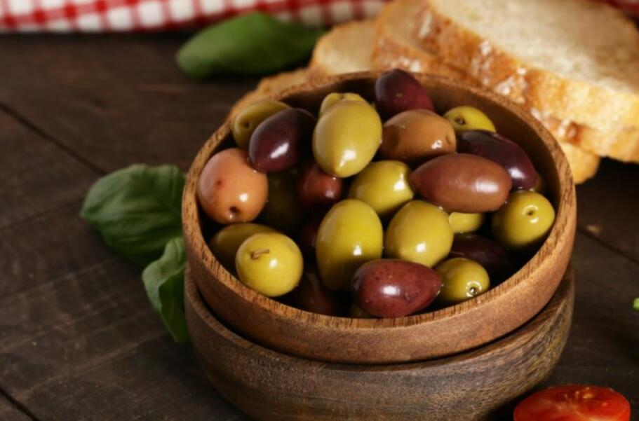 Kalamata Olives